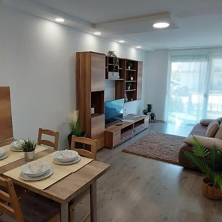 Silver Varga Apartment *